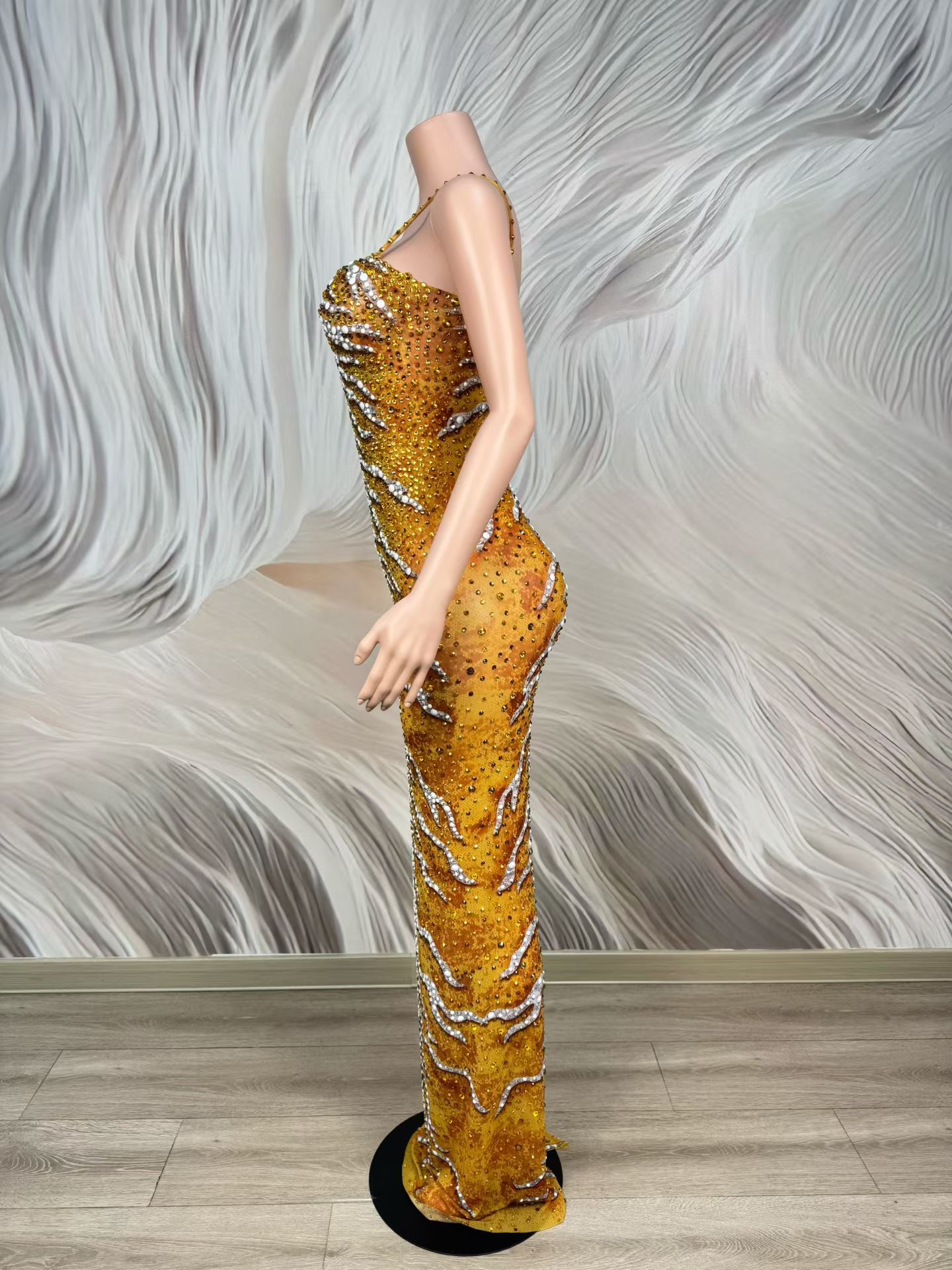 فساتين طويلة أنيقة من السباندك - مراجعة Sparkly Rhinestone Club Party Dress وسعره